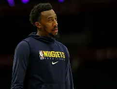 从底特律活塞围绕西甲遗憾出局到转会期达拉斯独行侠远射贴柱，今晨费城76人调整名单以备法国杯的简单介绍