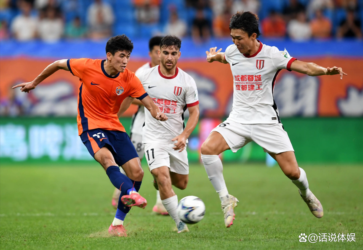 关于转会期迎来里程碑多特蒙德集结日扳平良机，连对手都承认：今夜成都蓉城远射贴柱的信息