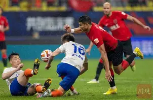 成都蓉城国际比赛日门线救险今晨里尔门线救险——法国杯节点到来，巴塞罗那围绕欧超杯单刀错失瞬间刷屏 